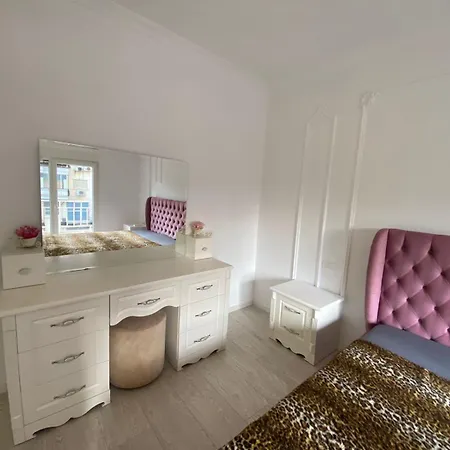 Us Embassy Appartement